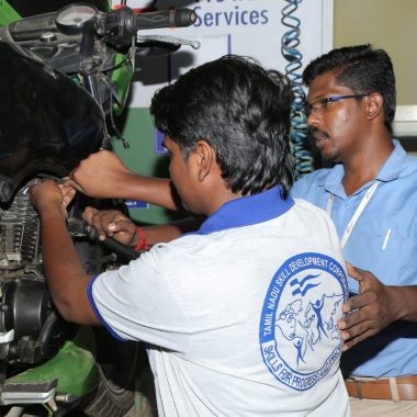 Engine assembly section 17